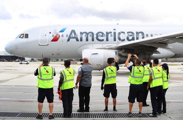 American-Airlines-Laying-Off-Workers